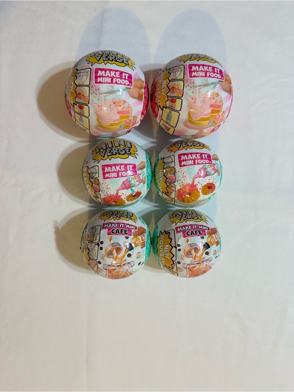 Mini Verse Make It Mini Food and Cafe Surprise Balls Lot of 6